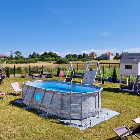 Diamenty Baltyku Domki Wakacyjne Balia Z Jacuzzi Mielenko Esterno foto