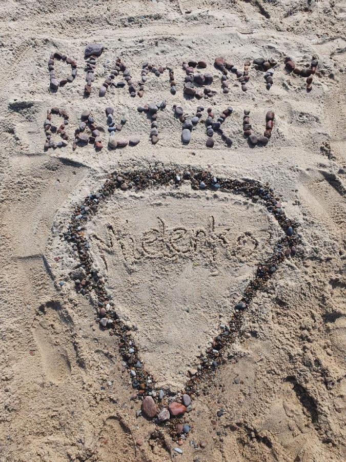 Diamenty Baltyku Domki Wakacyjne Balia Z Jacuzzi Mielenko Esterno foto